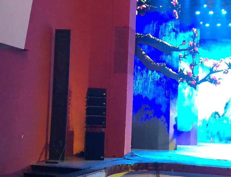 如何设计舞台蘑菇蘑菇视频APP下载系统及调试方法
